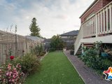 https://images.listonce.com.au/custom/160x/listings/2b-lansell-road-mooroolbark-vic-3138/490/01529490_img_14.jpg?X_qHnWeGT_k