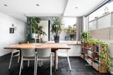 https://images.listonce.com.au/custom/160x/listings/2b-luscombe-street-brunswick-vic-3056/988/01045988_img_06.jpg?nURVe44KgAo