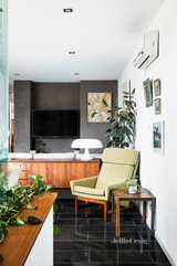 https://images.listonce.com.au/custom/160x/listings/2b-luscombe-street-brunswick-vic-3056/988/01045988_img_11.jpg?W3dx3-umj9s