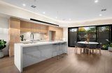 https://images.listonce.com.au/custom/160x/listings/2b-maysbury-avenue-brighton-vic-3186/186/01986186_img_08.jpg?CinOl5fdpXo