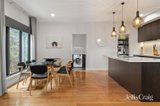 https://images.listonce.com.au/custom/160x/listings/2b-midhurst-road-croydon-vic-3136/620/01900620_img_04.jpg?Hw_IHnDbDCs