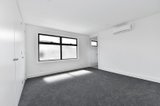 https://images.listonce.com.au/custom/160x/listings/2b-montreal-street-bentleigh-vic-3204/955/01767955_img_04.jpg?NtMb-Ct6e5A