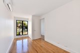 https://images.listonce.com.au/custom/160x/listings/2b-montreal-street-bentleigh-vic-3204/955/01767955_img_06.jpg?Ot15ZFMCPXc