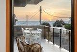 https://images.listonce.com.au/custom/160x/listings/2b-natal-avenue-edithvale-vic-3196/099/01735099_img_13.jpg?HokOwmu8Bns