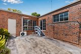 https://images.listonce.com.au/custom/160x/listings/2b-renown-street-burwood-vic-3125/263/01882263_img_10.jpg?eagPWQlwMrw