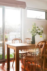https://images.listonce.com.au/custom/160x/listings/2b-slater-street-northcote-vic-3070/945/01094945_img_04.jpg?fzNRQBR3pTI