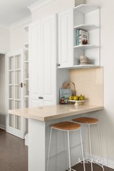 https://images.listonce.com.au/custom/160x/listings/2b-studley-road-brighton-east-vic-3187/208/01950208_img_16.jpg?JmiTUYIwycY