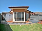 https://images.listonce.com.au/custom/160x/listings/2b-tarana-avenue-glenroy-vic-3046/384/01087384_img_09.jpg?B8JlrKT3TUQ