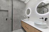https://images.listonce.com.au/custom/160x/listings/2c-basil-street-newport-vic-3015/199/01913199_img_09.jpg?I-YottogFbs