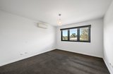 https://images.listonce.com.au/custom/160x/listings/2c-diana-street-croydon-vic-3136/647/01813647_img_04.jpg?tWLjElkxxWs