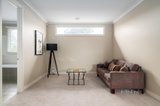 https://images.listonce.com.au/custom/160x/listings/2c-glenvale-road-glen-iris-vic-3146/823/01583823_img_11.jpg?AtaZv4kumN8