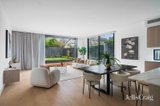 https://images.listonce.com.au/custom/160x/listings/2c-hopetoun-court-bentleigh-east-vic-3165/583/01820583_img_03.jpg?dJkVGn4PGpU