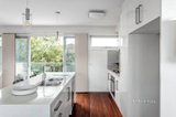 https://images.listonce.com.au/custom/160x/listings/2c-slater-street-northcote-vic-3070/077/01679077_img_08.jpg?s1X5Q14Vod8