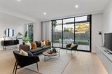 https://images.listonce.com.au/custom/160x/listings/2d-hopetoun-court-bentleigh-east-vic-3165/000/01418000_img_04.jpg?PCp4O6tgbqQ