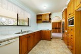 https://images.listonce.com.au/custom/160x/listings/2e-palmerston-street-newstead-vic-3462/188/01185188_img_07.jpg?7kKLXY3bHNY