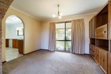 https://images.listonce.com.au/custom/160x/listings/2e-palmerston-street-newstead-vic-3462/188/01185188_img_09.jpg?f_-8X53Hq_U