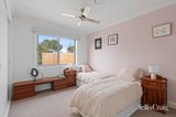 https://images.listonce.com.au/custom/160x/listings/3-5-charlemont-court-ocean-grove-vic-3226/592/01929592_img_15.jpg?TjJNC3Pr9GU