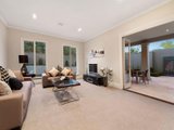 https://images.listonce.com.au/custom/160x/listings/3-a-i-f-street-balwyn-vic-3103/256/01684256_img_06.jpg?7XWSlHLiUM8