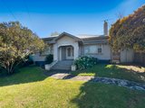 https://images.listonce.com.au/custom/160x/listings/3-alexandra-avenue-geelong-vic-3220/758/01976758_img_13.jpg?4T9DAMrRePU