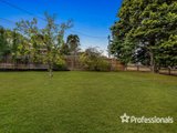 https://images.listonce.com.au/custom/160x/listings/3-anaba-court-mooroolbark-vic-3138/892/01525892_img_18.jpg?jrGr3uCSRiA