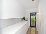 https://images.listonce.com.au/custom/160x/listings/3-anchor-lane-torquay-vic-3228/820/01699820_img_14.jpg?VeZyFe531Ws
