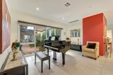 https://images.listonce.com.au/custom/160x/listings/3-annette-place-templestowe-vic-3106/796/00153796_img_06.jpg?W2ZfXcjbWy4