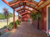 https://images.listonce.com.au/custom/160x/listings/3-anzac-avenue-yarra-glen-vic-3775/538/01529538_img_11.jpg?noEIRry73wk