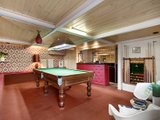 https://images.listonce.com.au/custom/160x/listings/3-arundel-court-box-hill-south-vic-3128/988/01684988_img_07.jpg?xl0PIUJBp3I