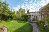 https://images.listonce.com.au/custom/160x/listings/3-avenel-road-malvern-vic-3144/110/00709110_img_08.jpg?ecH42bhvMbs