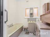 https://images.listonce.com.au/custom/160x/listings/3-ayr-street-blackburn-south-vic-3130/922/01684922_img_07.jpg?_RumhI36LZI