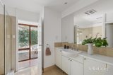 https://images.listonce.com.au/custom/160x/listings/3-barkly-avenue-richmond-vic-3121/737/01980737_img_11.jpg?9xP2qG0eMWQ