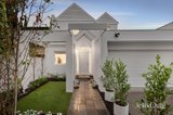 https://images.listonce.com.au/custom/160x/listings/3-barkly-street-brighton-vic-3186/207/01873207_img_02.jpg?j9WjQ0S25B8