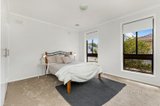 https://images.listonce.com.au/custom/160x/listings/3-barton-street-kyneton-vic-3444/579/01120579_img_09.jpg?1zzjv4Q_ItE