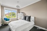 https://images.listonce.com.au/custom/160x/listings/3-bates-drive-williamstown-vic-3016/737/01985737_img_16.jpg?zSvV9IeqSmY