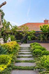 https://images.listonce.com.au/custom/160x/listings/3-bates-drive-williamstown-vic-3016/737/01985737_img_20.jpg?MSuMqYfdXzw