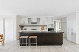 https://images.listonce.com.au/custom/160x/listings/3-baybreeze-close-newcomb-vic-3219/608/01765608_img_04.jpg?WSr8OunM1cI