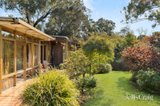 https://images.listonce.com.au/custom/160x/listings/3-betty-court-mount-waverley-vic-3149/608/01979608_img_11.jpg?vmhqBKavyQI