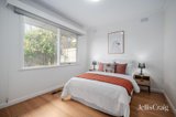 https://images.listonce.com.au/custom/160x/listings/3-birralee-street-mount-waverley-vic-3149/190/01815190_img_10.jpg?DbRn5gXsrMQ