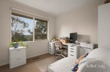 https://images.listonce.com.au/custom/160x/listings/3-blackwood-close-eltham-north-vic-3095/359/01916359_img_14.jpg?U29y9hldTb8