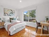 https://images.listonce.com.au/custom/160x/listings/3-blandford-crescent-bayswater-north-vic-3153/998/01525998_img_09.jpg?IKMXYwscJ-w