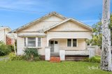 https://images.listonce.com.au/custom/160x/listings/3-bostock-avenue-manifold-heights-vic-3218/268/01982268_img_02.jpg?dP08xjzcj40