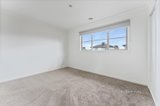 https://images.listonce.com.au/custom/160x/listings/3-botany-drive-carrum-downs-vic-3201/075/01522075_img_09.jpg?LG__7b404gQ