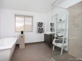 https://images.listonce.com.au/custom/160x/listings/3-bracken-grove-altona-vic-3018/417/01202417_img_13.jpg?cJfRqNBY1mM