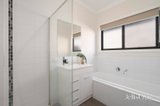 https://images.listonce.com.au/custom/160x/listings/3-brad-close-kilsyth-vic-3137/017/01975017_img_07.jpg?wwRf6VUj0Iw