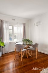 https://images.listonce.com.au/custom/160x/listings/3-bradley-avenue-thornbury-vic-3071/342/01771342_img_07.jpg?wa1Yq_mjdsM