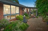 https://images.listonce.com.au/custom/160x/listings/3-briarwood-court-doncaster-east-vic-3109/296/00579296_img_10.jpg?0WifjhFsTOY