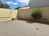 https://images.listonce.com.au/custom/160x/listings/3-brickworks-lane-northcote-vic-3070/981/01631981_img_11.jpg?u6XTdzxrHaM