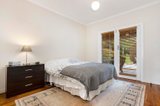 https://images.listonce.com.au/custom/160x/listings/3-camp-street-daylesford-vic-3460/969/01306969_img_06.jpg?26XTvomPMQA