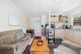 https://images.listonce.com.au/custom/160x/listings/3-carol-street-mornington-vic-3931/587/01629587_img_12.jpg?x7h1PGl-Jq0