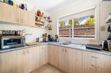 https://images.listonce.com.au/custom/160x/listings/3-carol-street-mornington-vic-3931/587/01629587_img_13.jpg?-1b2QLYurno